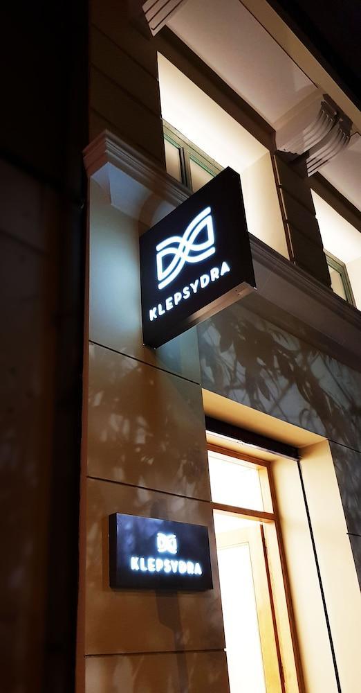 Klepsydra Urban Suites Атина Екстериор снимка