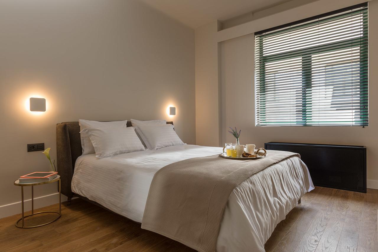 Klepsydra Urban Suites Атина Екстериор снимка