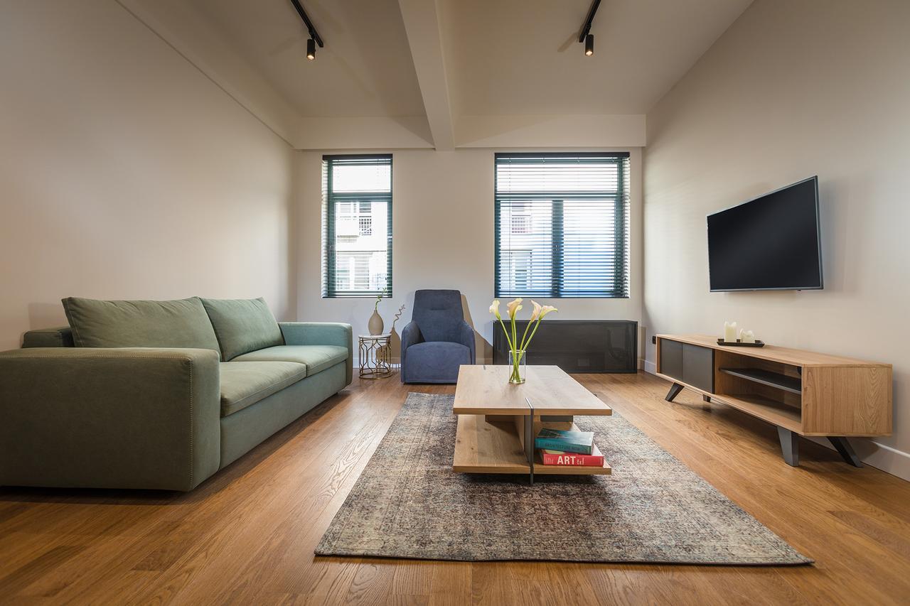 Klepsydra Urban Suites Атина Екстериор снимка