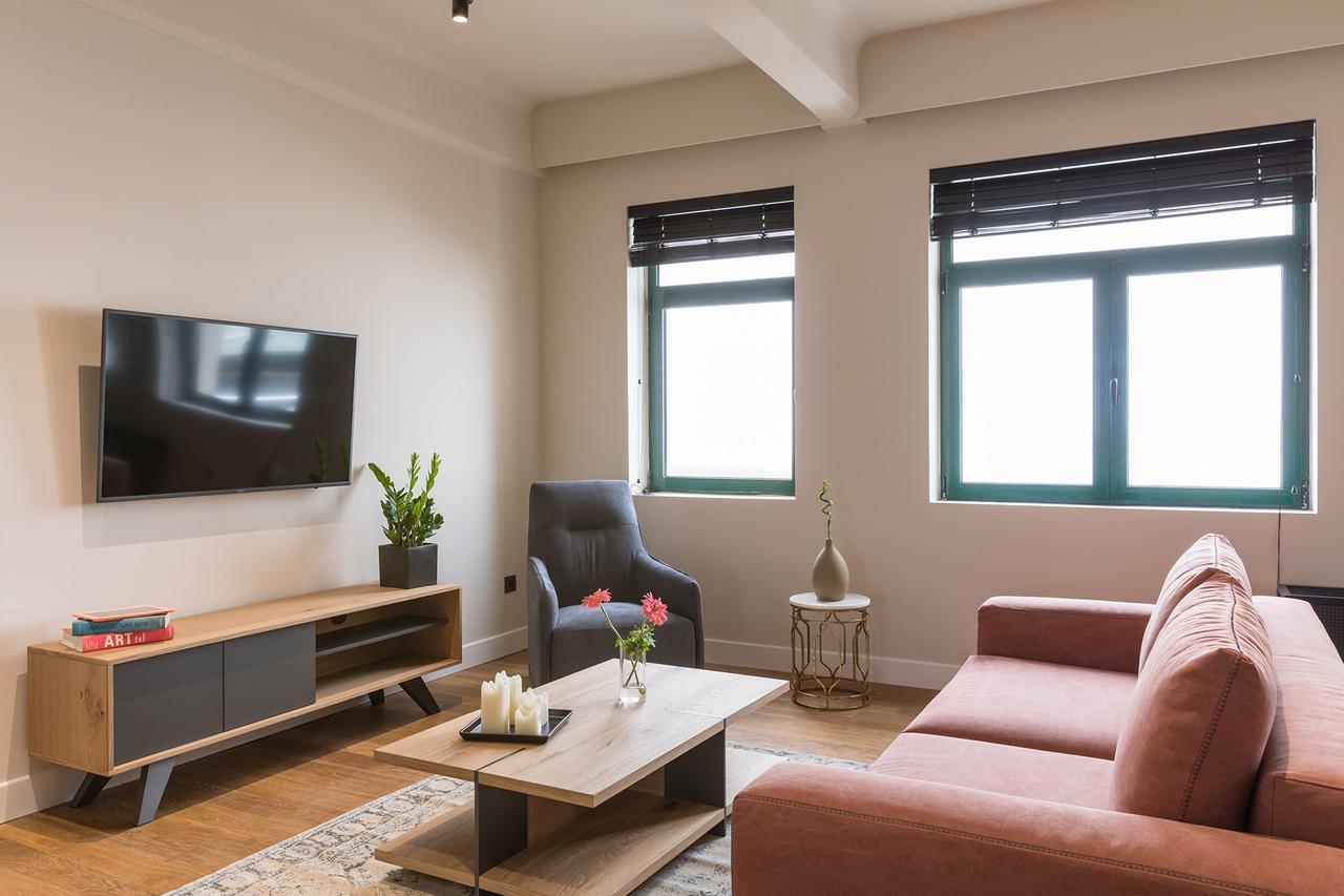 Klepsydra Urban Suites Атина Екстериор снимка