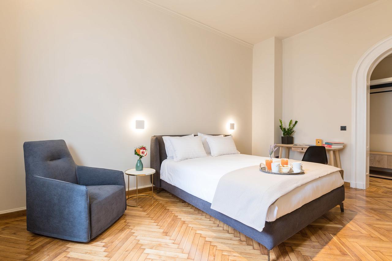 Klepsydra Urban Suites Атина Екстериор снимка